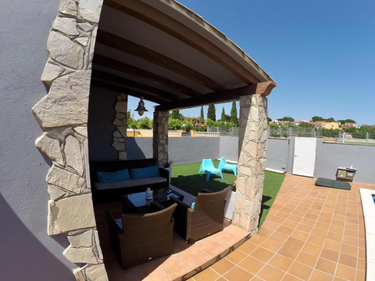Casa En L Escala Con Piscina Y Wifi Free Villa L' Escala Exterior foto