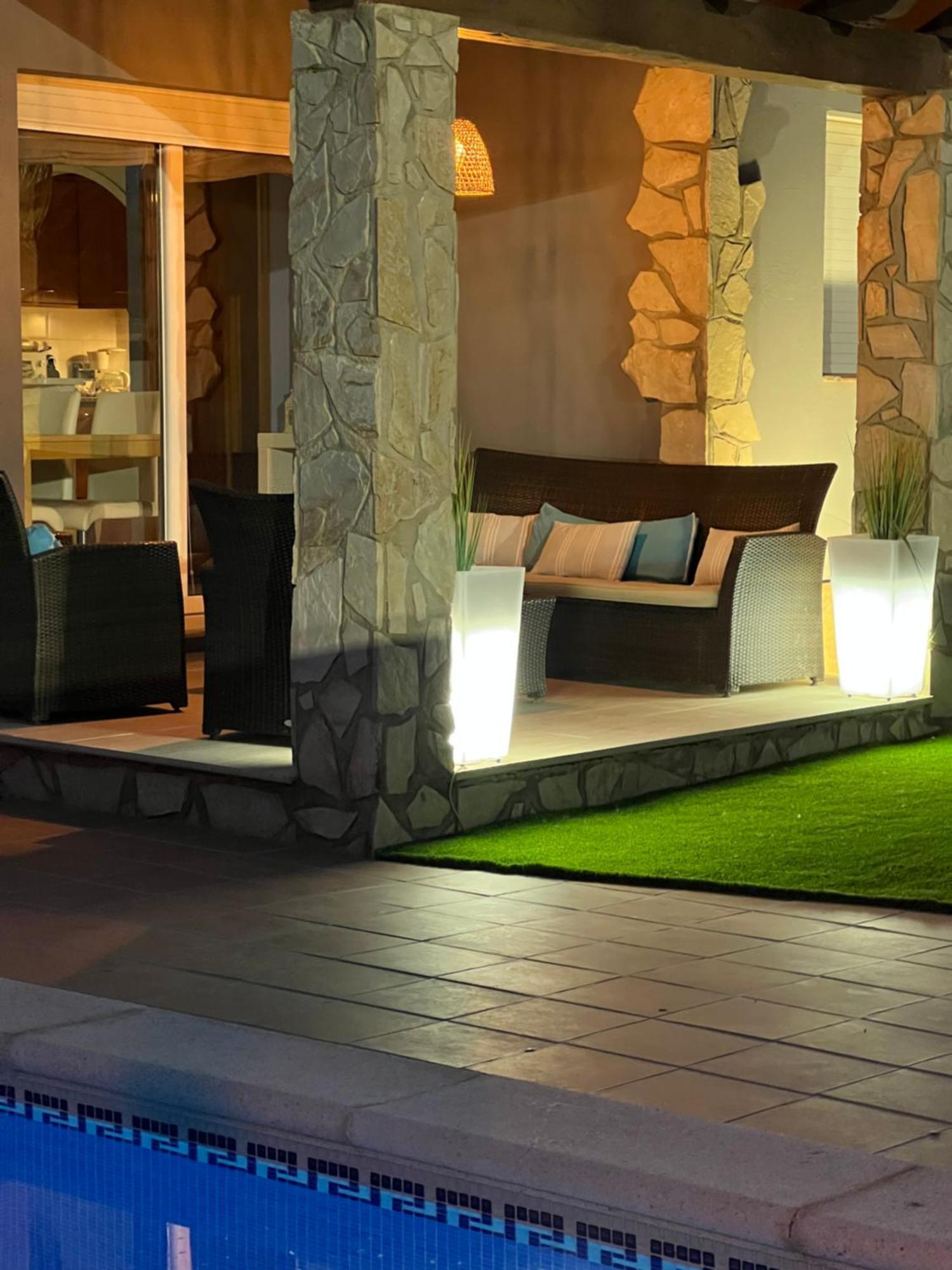 Casa En L Escala Con Piscina Y Wifi Free Villa L' Escala Exterior foto